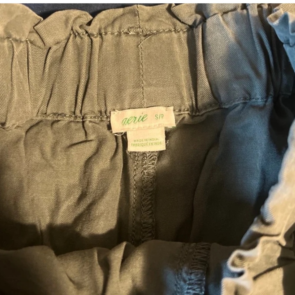 Shorts - Picture 2 of 3